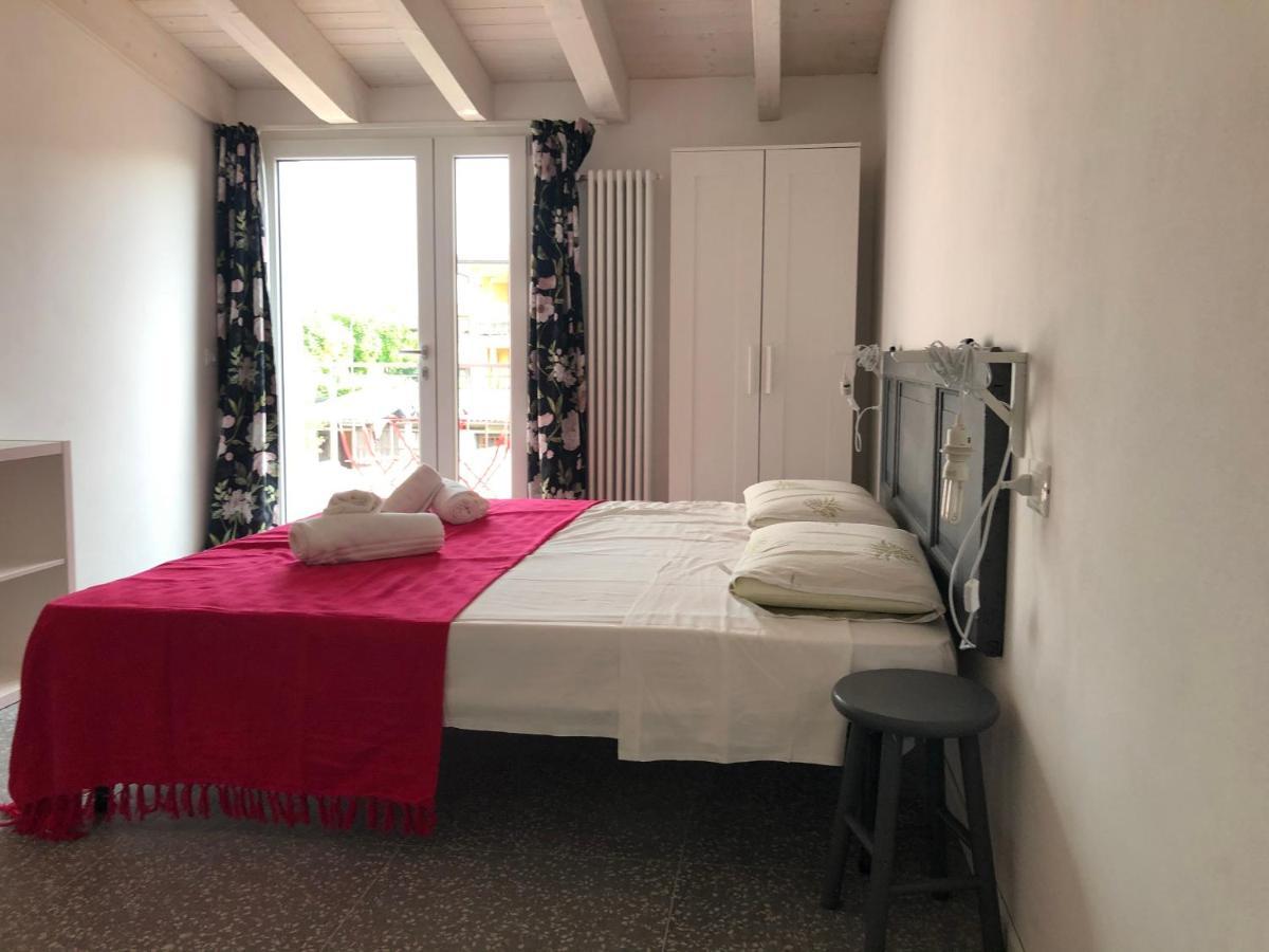 B&B Corte Del Garda กัสเตลนูโอโว เดล การ์ดา ภายนอก รูปภาพ