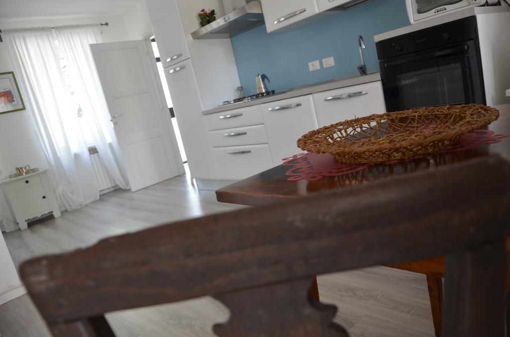 B&B Corte Del Garda กัสเตลนูโอโว เดล การ์ดา ภายนอก รูปภาพ