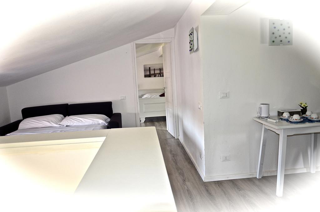 B&B Corte Del Garda กัสเตลนูโอโว เดล การ์ดา ห้อง รูปภาพ