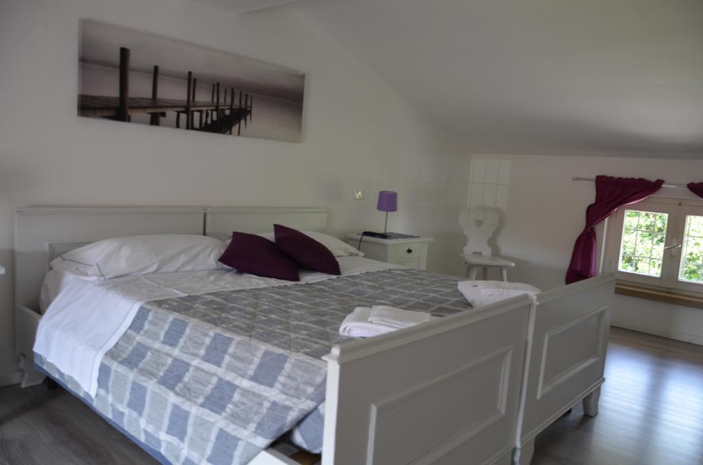 B&B Corte Del Garda กัสเตลนูโอโว เดล การ์ดา ห้อง รูปภาพ